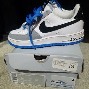 Nike Air Force 1
